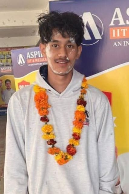 Aryan Ashtu scored 95.24 percent marks in JEE Main exam