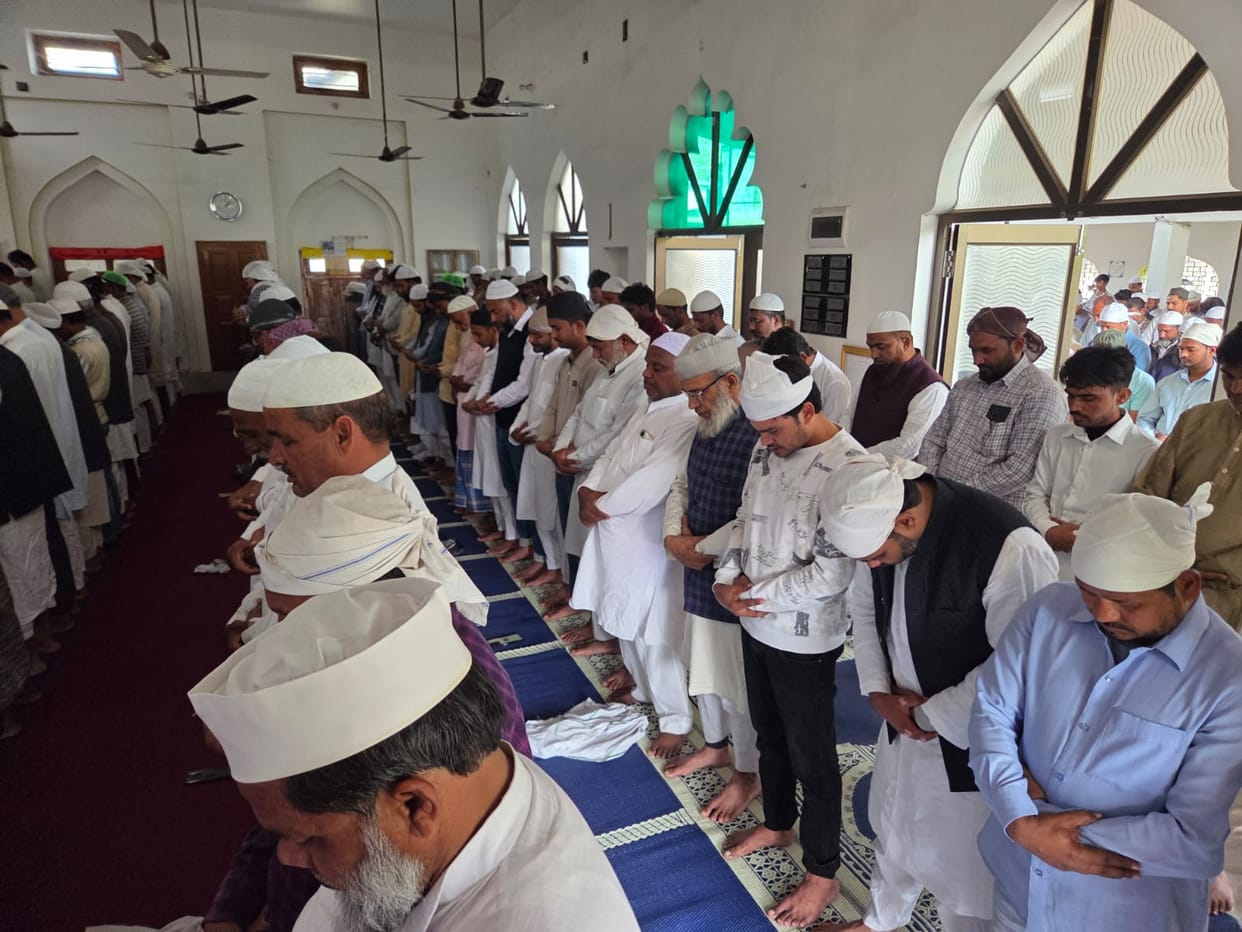 Ramadan: First Friday prayers offered in mosques