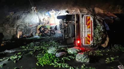 Two died and one injured in collision between Hyva and pickup in Korba