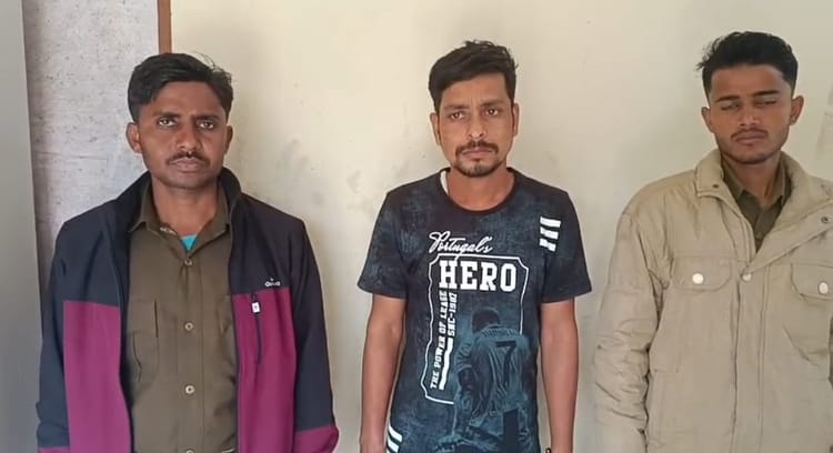 Bihar: पुलिस ने दिल्ली के पॉश सोसायटी में छिपे 25 हजार के इनामी आरोपी को पकड़ा, बैंक डकैती में भी था वांटेड