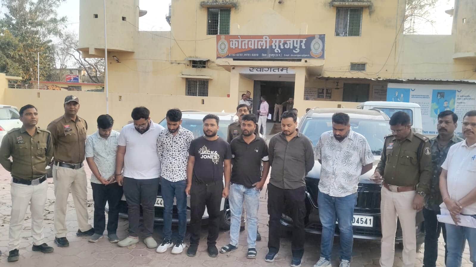 पुलिस के गिरफ्त में आरोपी