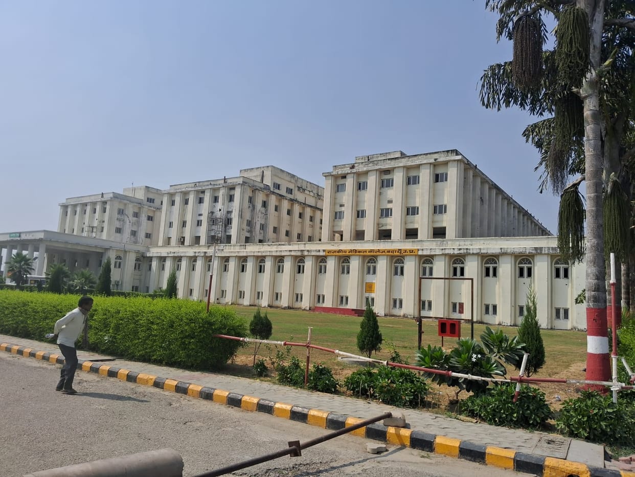 A ten-bed cancer care unit will be opened in the medical college.