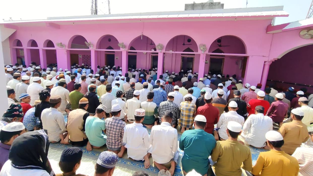 Devotees throng mosques on the first Friday of Ramadan