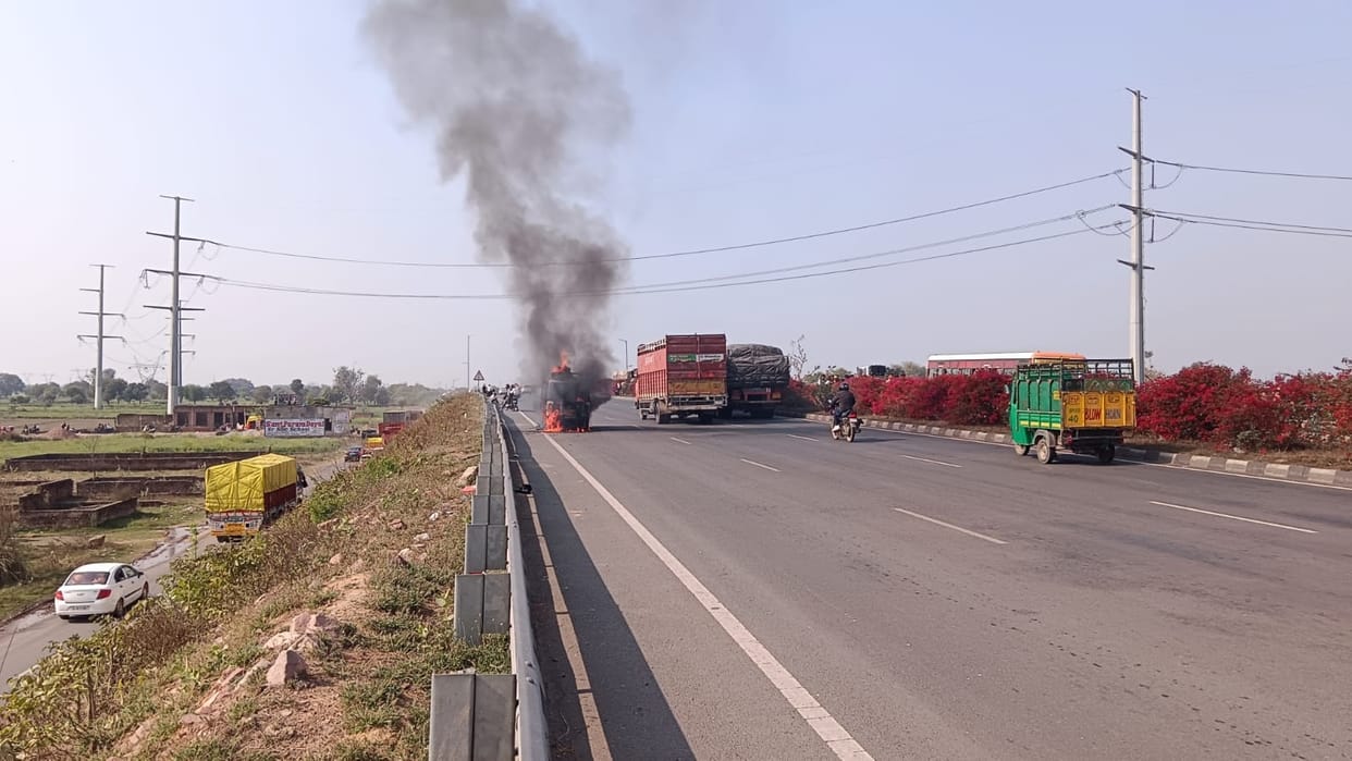 A vehicle caught fire on National Highway-19.