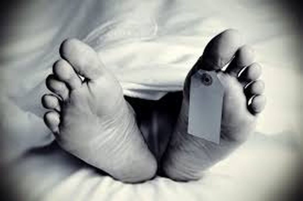 A teacher committed suicide in Gorakhpur's Gulriha area
