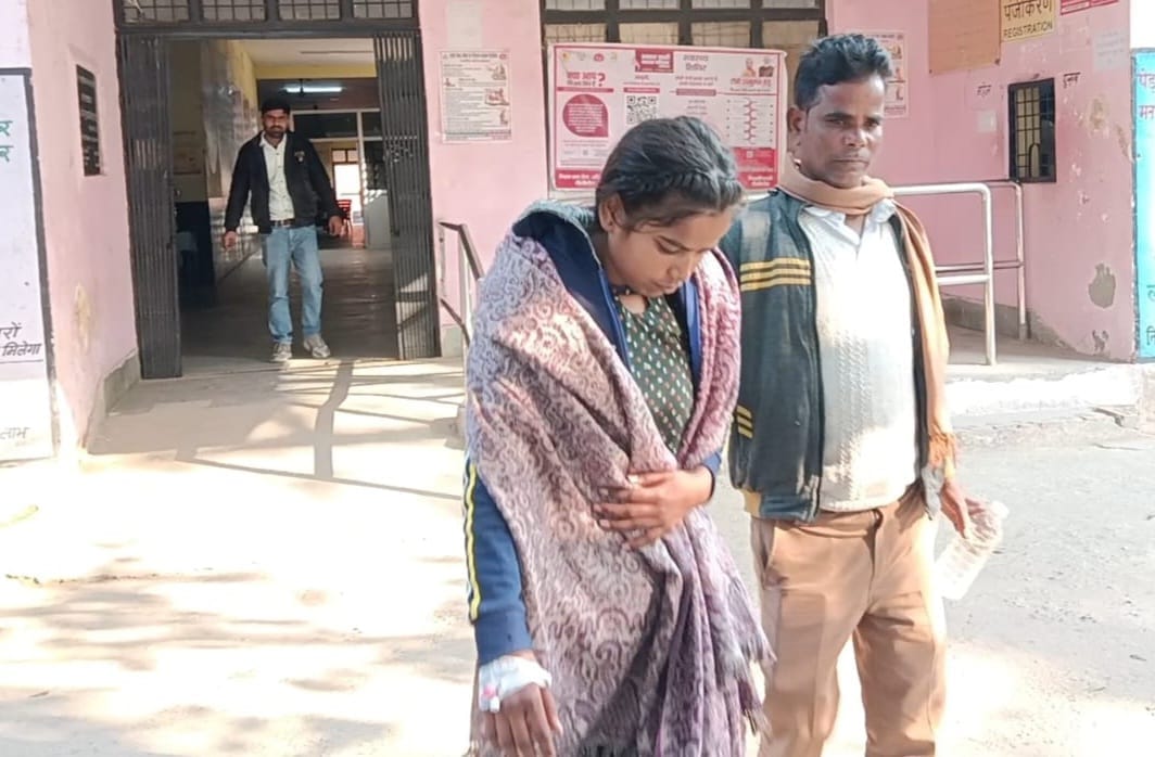 Spirit: Student injured in monkey attack, still takes exam
