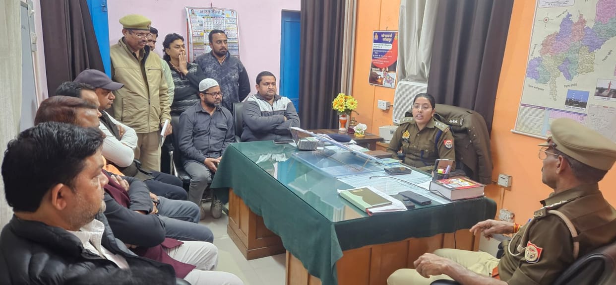Traders accused the Inspector in charge of indecency, CO arranged talks