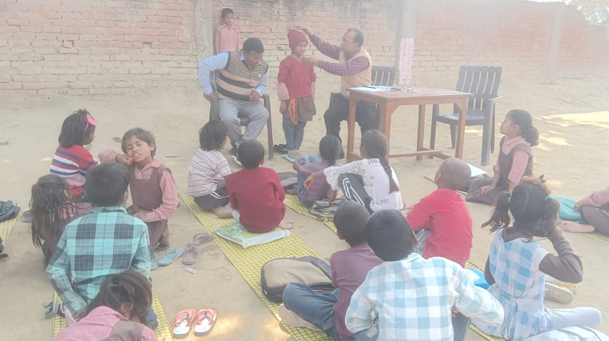 In ten months, 20,000 children were found ill, 48 had holes in their hearts, 5,000 had problems with their teeth and 2,000 had problems with their eyes.
