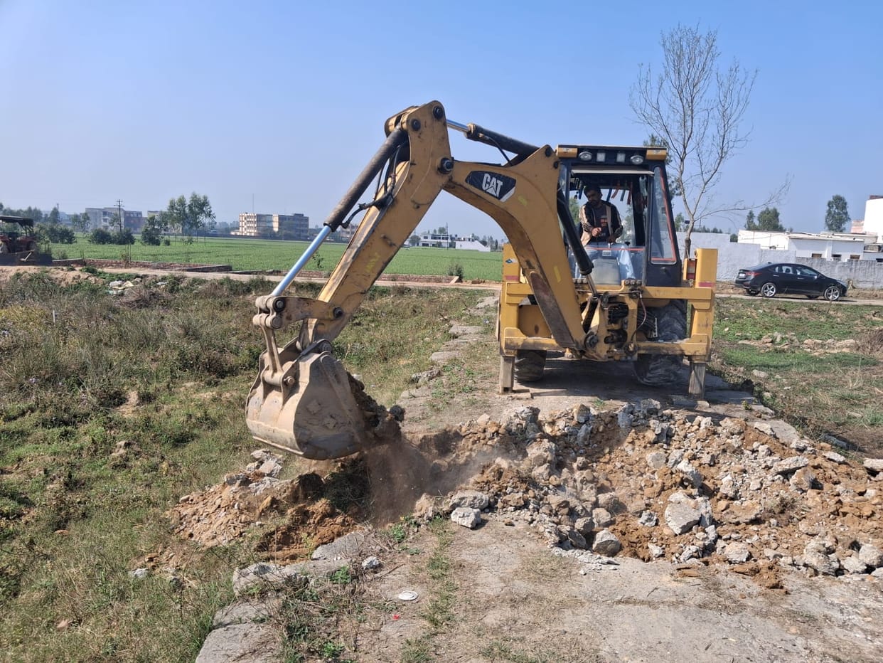 Administration's bulldozer runs on illegal colony