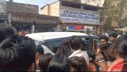 Bihar News Vaishali Woman thrashed on charges of child theft vaishali News hajipur news