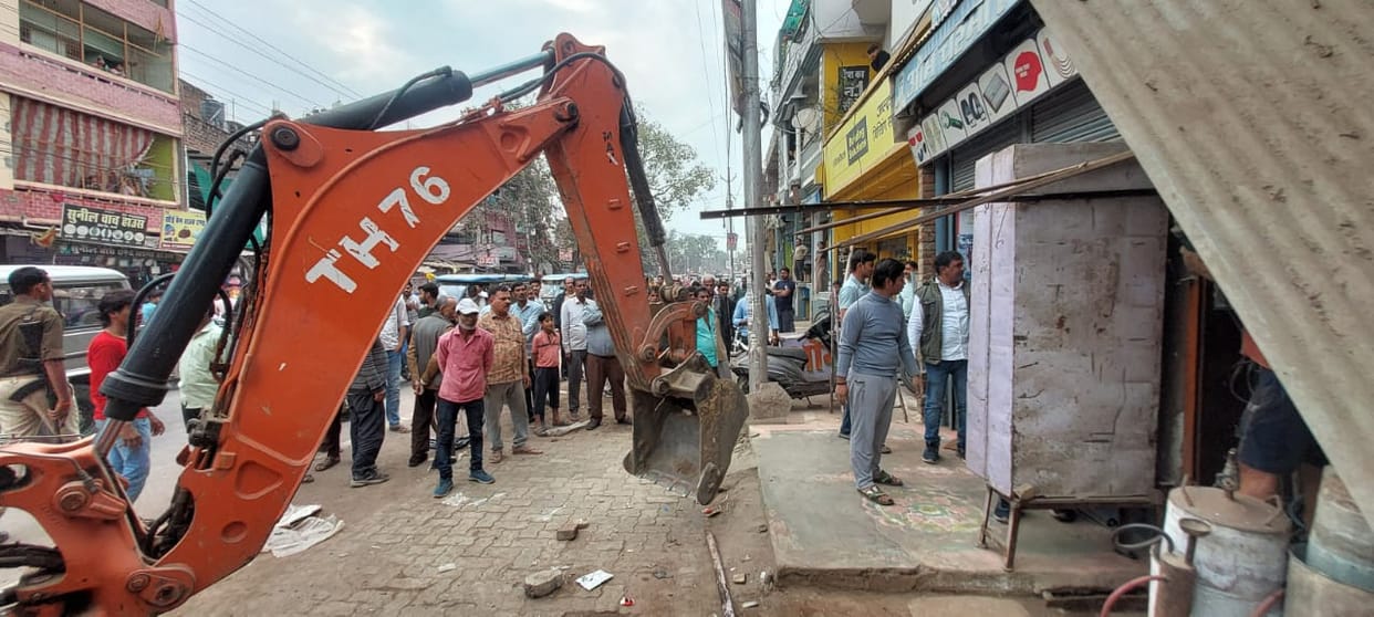 Anti-encroachment drive launched, encroachments demolished with bulldozers