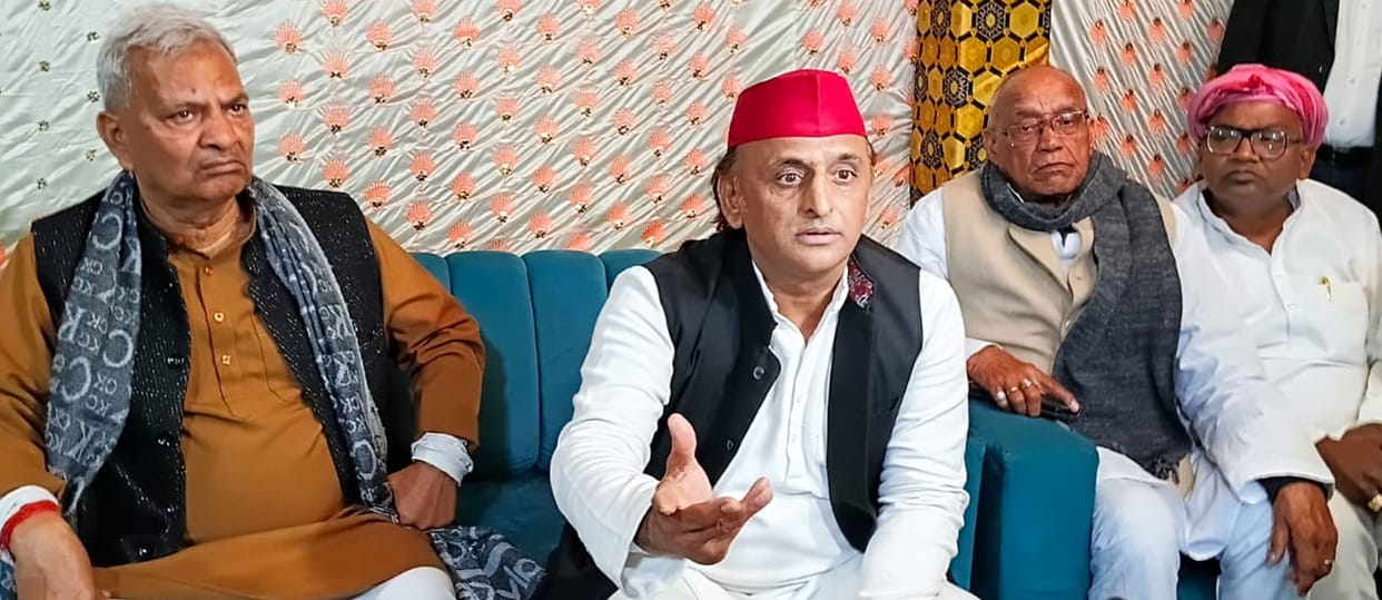 Religious leaders are being insulted under the BJP government: Akhilesh