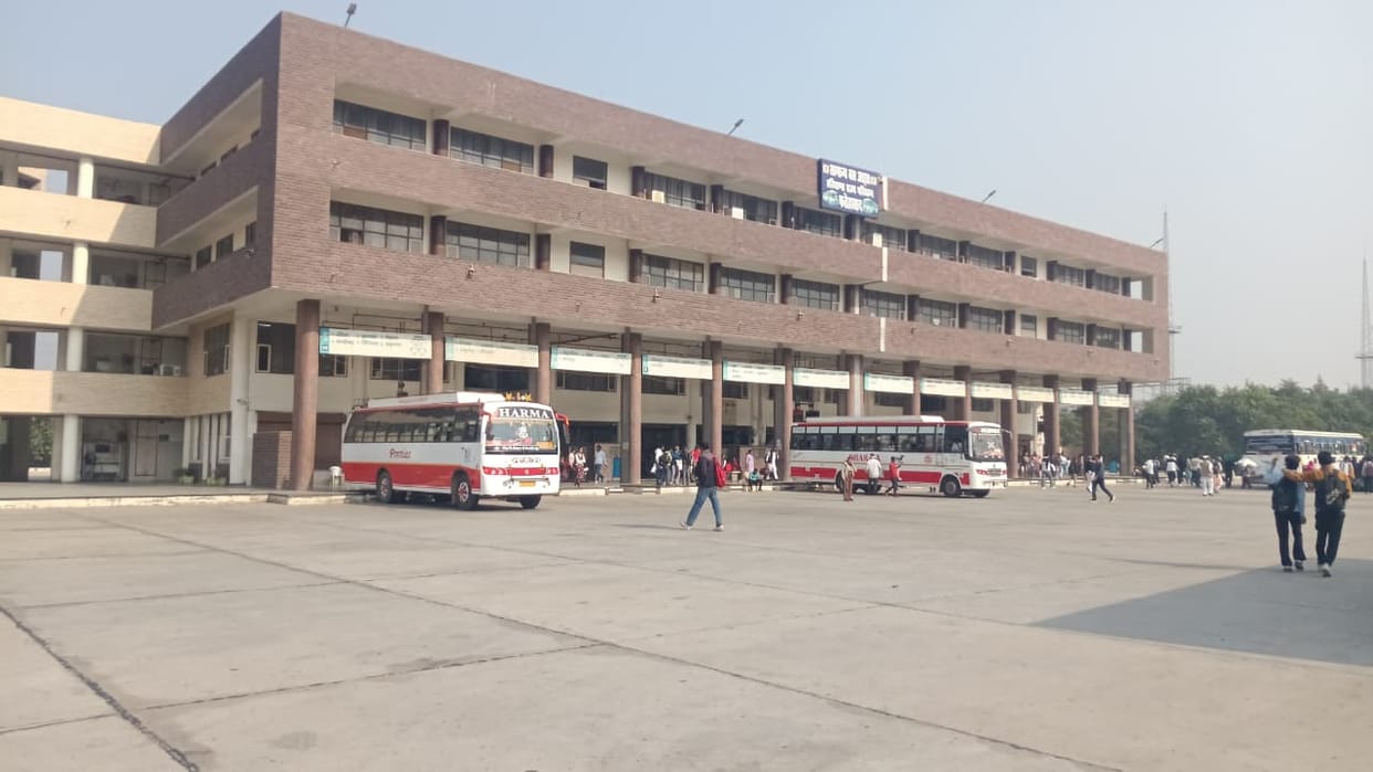 Government departments owe Rs 50 lakh to the electricity corporation