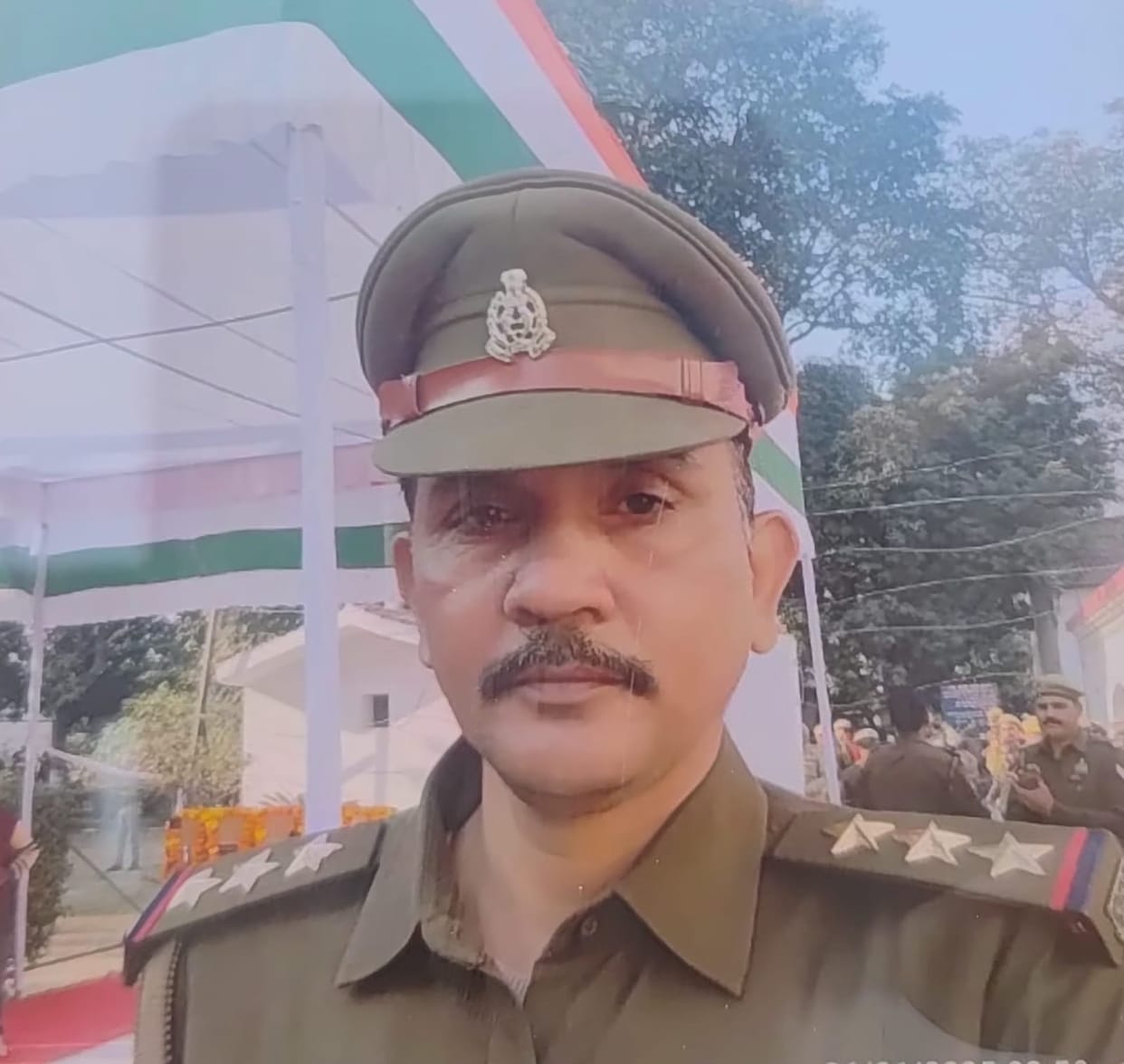 Inspector's health deteriorated after the parade, died in hospital