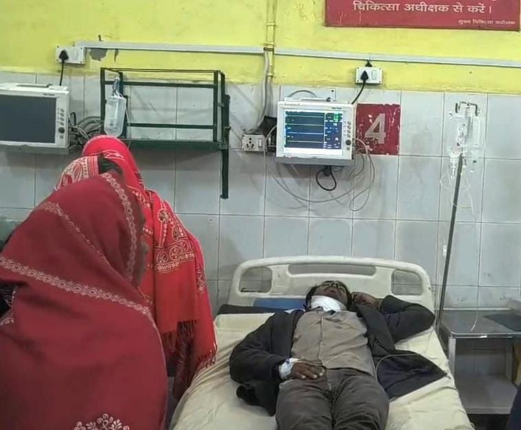 Rape accused slits neck in police custody, condition critical