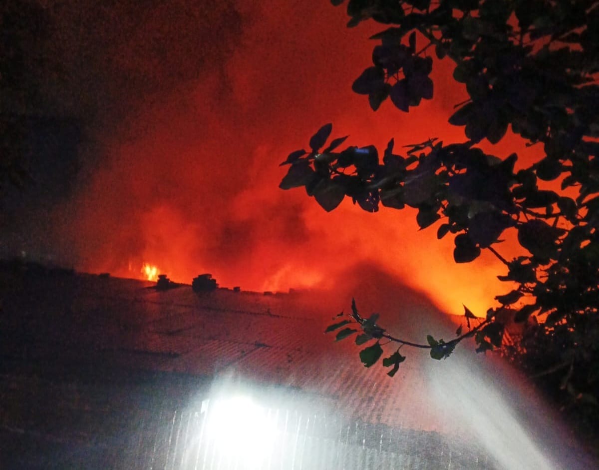 Fire broke out in a junkyard located in a residential area