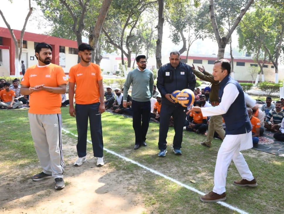 MP Jindal inaugurated volleyball court in the district jail