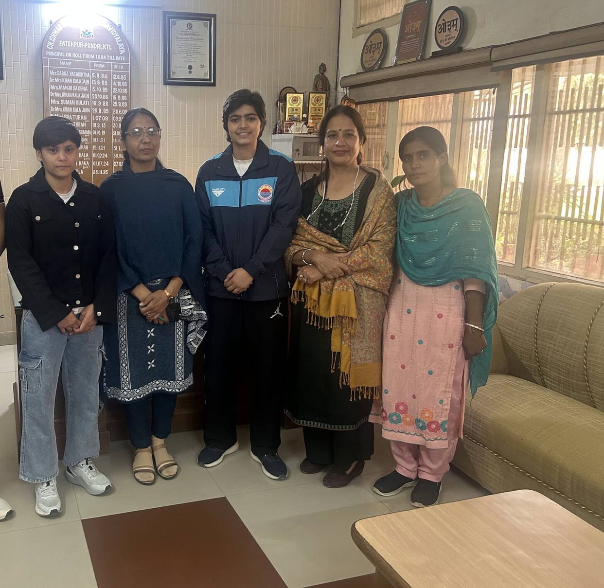 Simran-Jasmin won gold in Karate