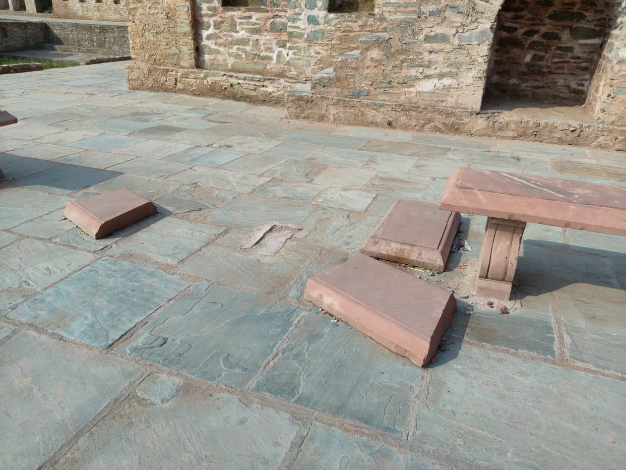 Solahrahi and Bada Talab have been beautified, but now the plaster is peeling off due to lack of maintenance.