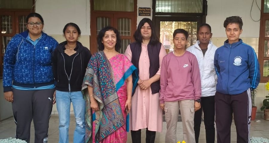 Hindu Girls College won 3 medals in Karate
