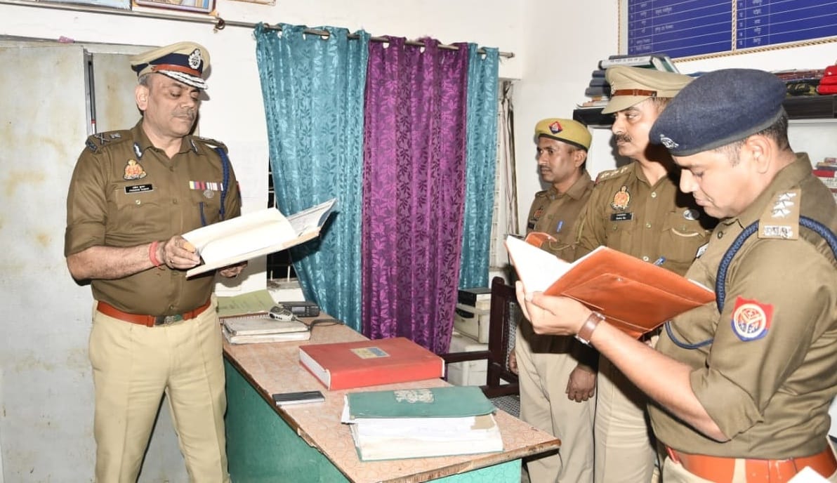 ADG inspected the police station and gave instructions for better policing.