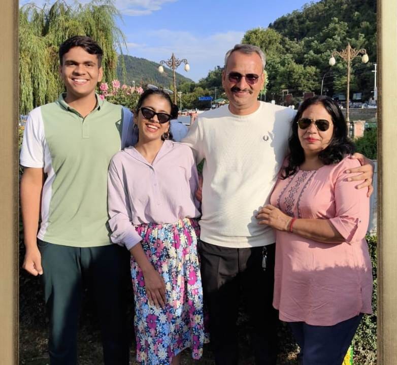 City girl Kirti secured first rank in DDA exam
