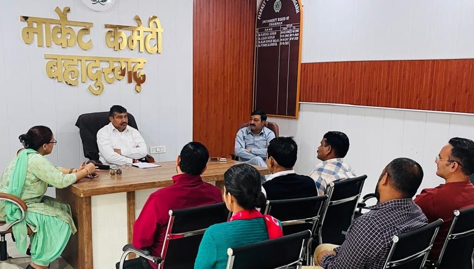 In the meeting, emphasis was laid on maintaining proper gate pass and measurement system.
