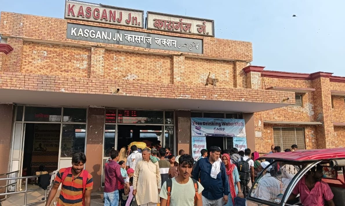 A special train will run from Mumbai Central to Kathgodam on the occasion of Holi.