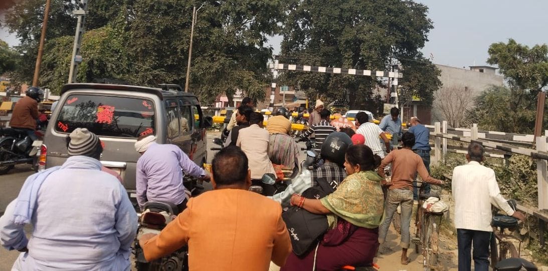 An overbridge will be built at Dariyavanj crossing, providing relief.
