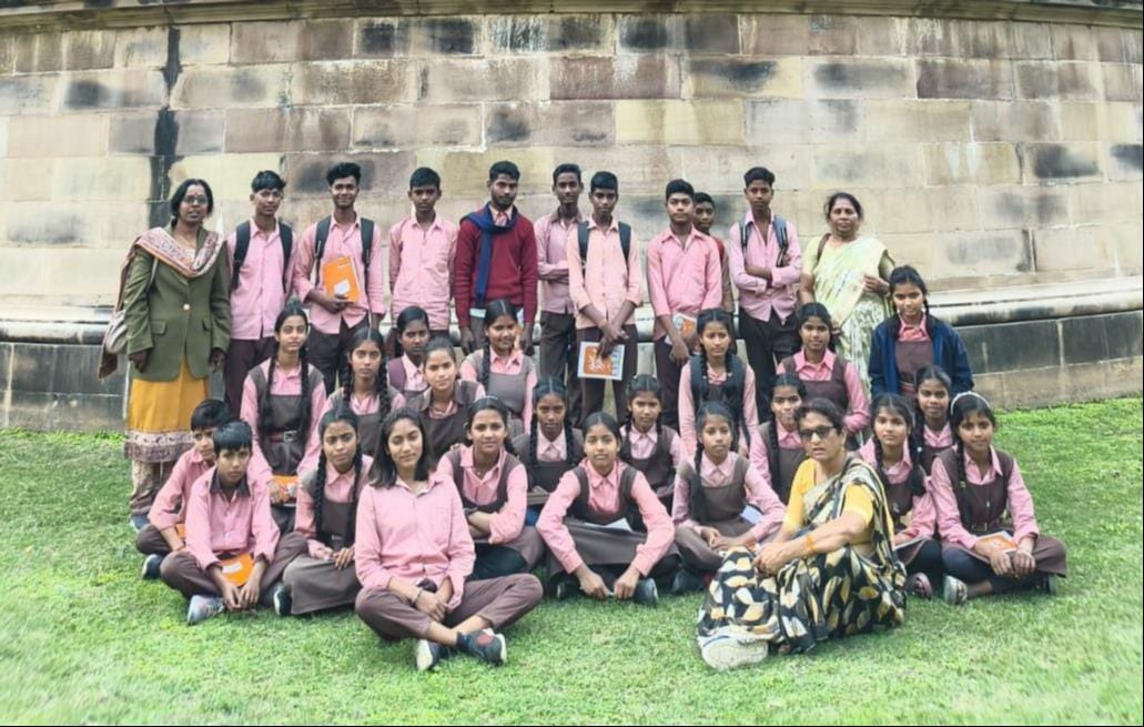 Students familiarized with historical facts