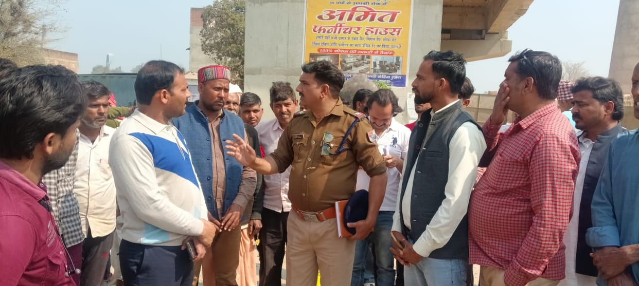 Angry villagers protest after the closure of Ukhri crossing