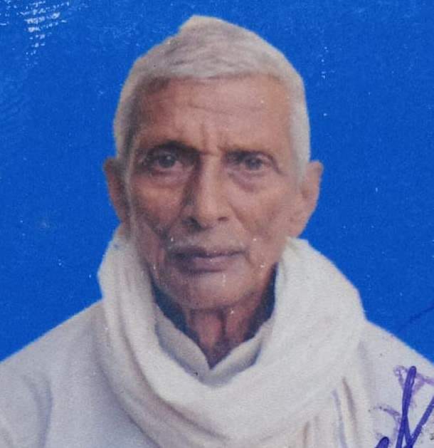 Farmer falls into a drain after slipping, dies