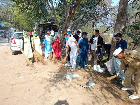 Devotees cleaned the bus stand premises