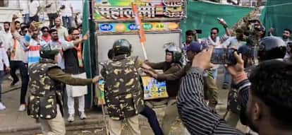 Political clash in Chhindwara: Three barricades broken, BJP, Congress face to face