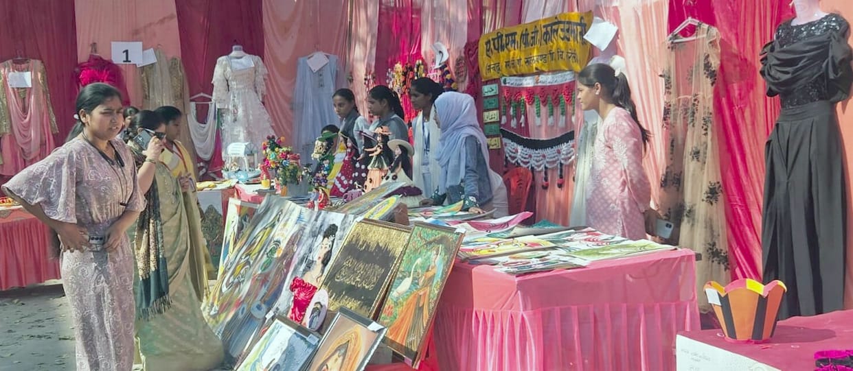 Girls showcased their skills at Hunar Haat.