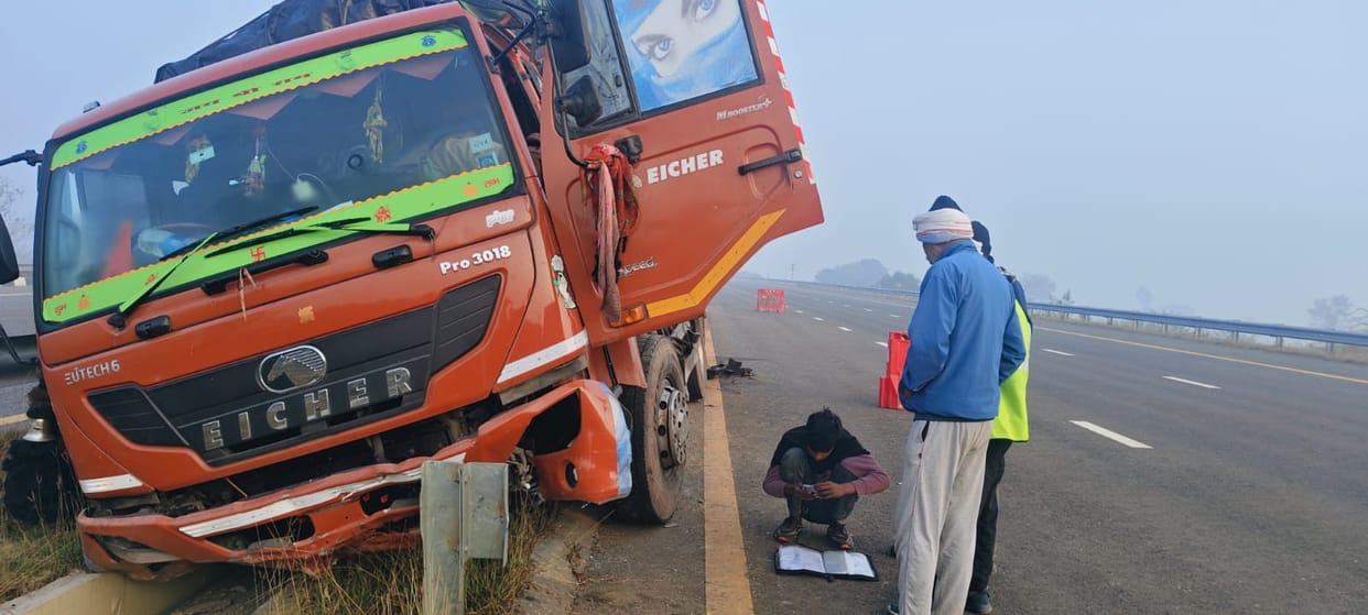 The DCM broke a 100-metre iron railing and entered a drain on the Purvanchal Expressway after the driver dozed off.