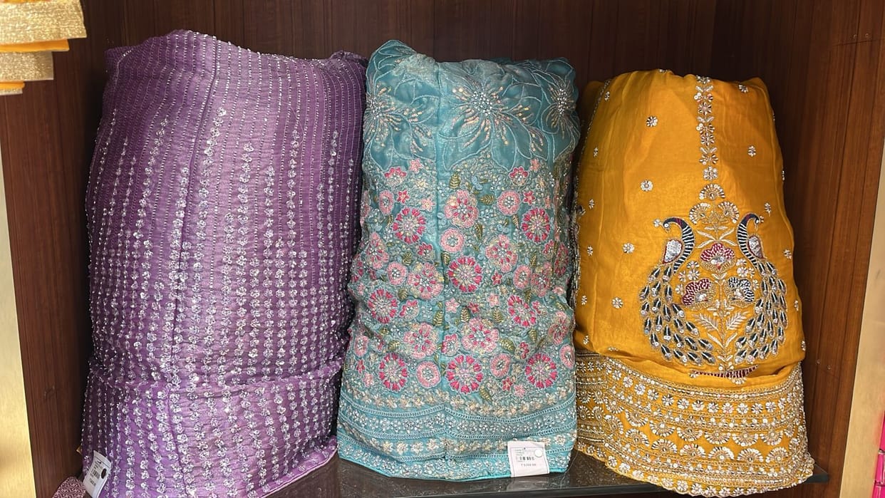 Women are now liking Gujarati lehengas more than Jaipuri lehengas