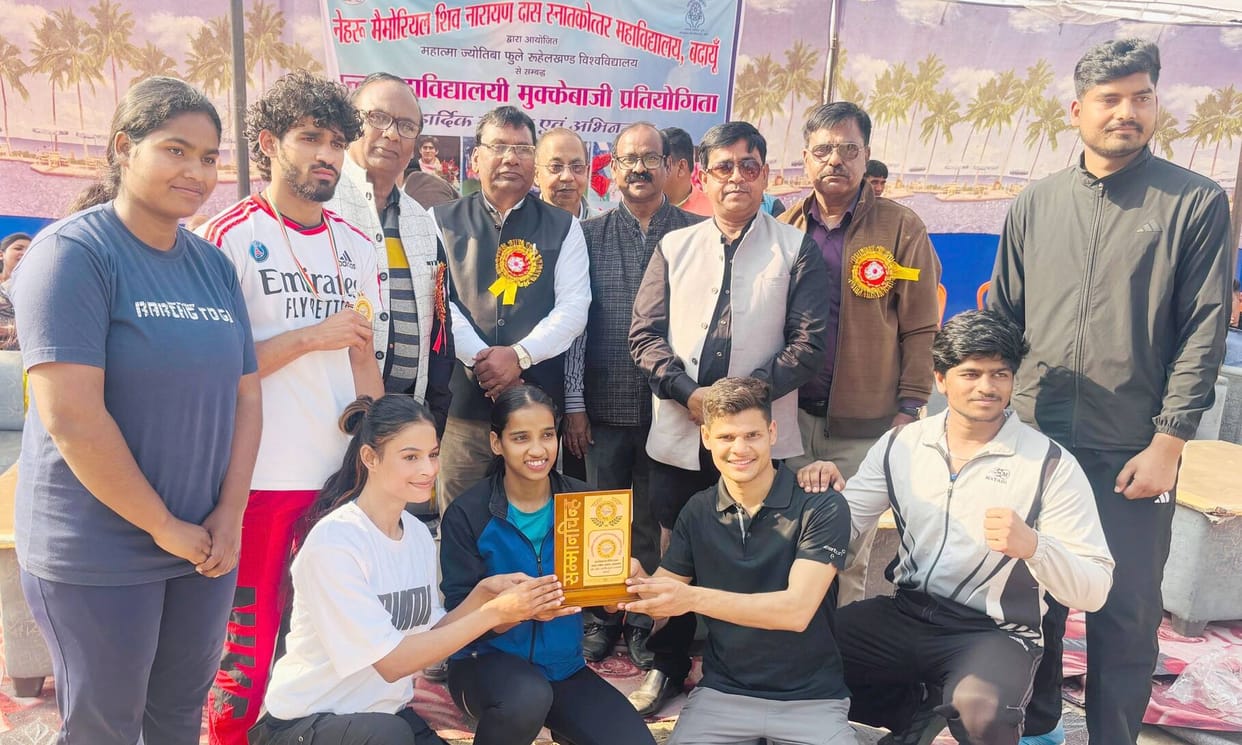 Das Degree College overall champion in inter-collegiate boxing