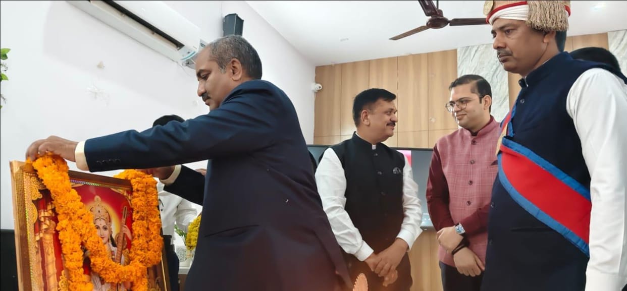 Advocates play a leading role in providing justice: District Judge