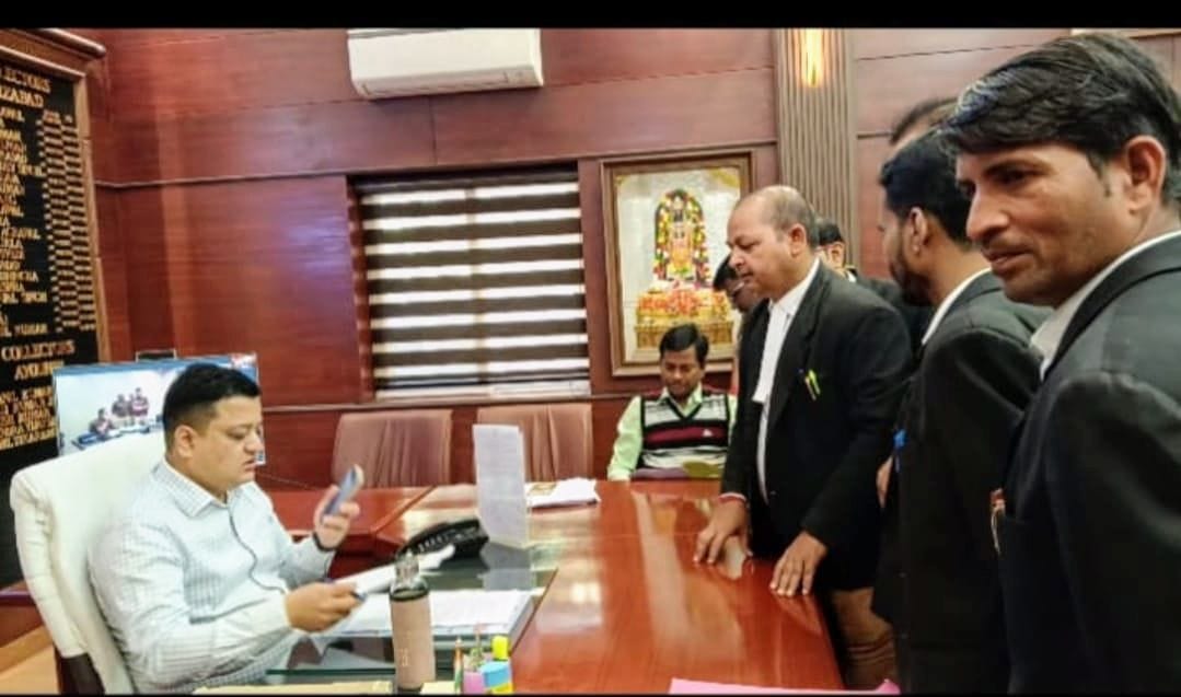 Toll free facility should be provided to advocates and local people