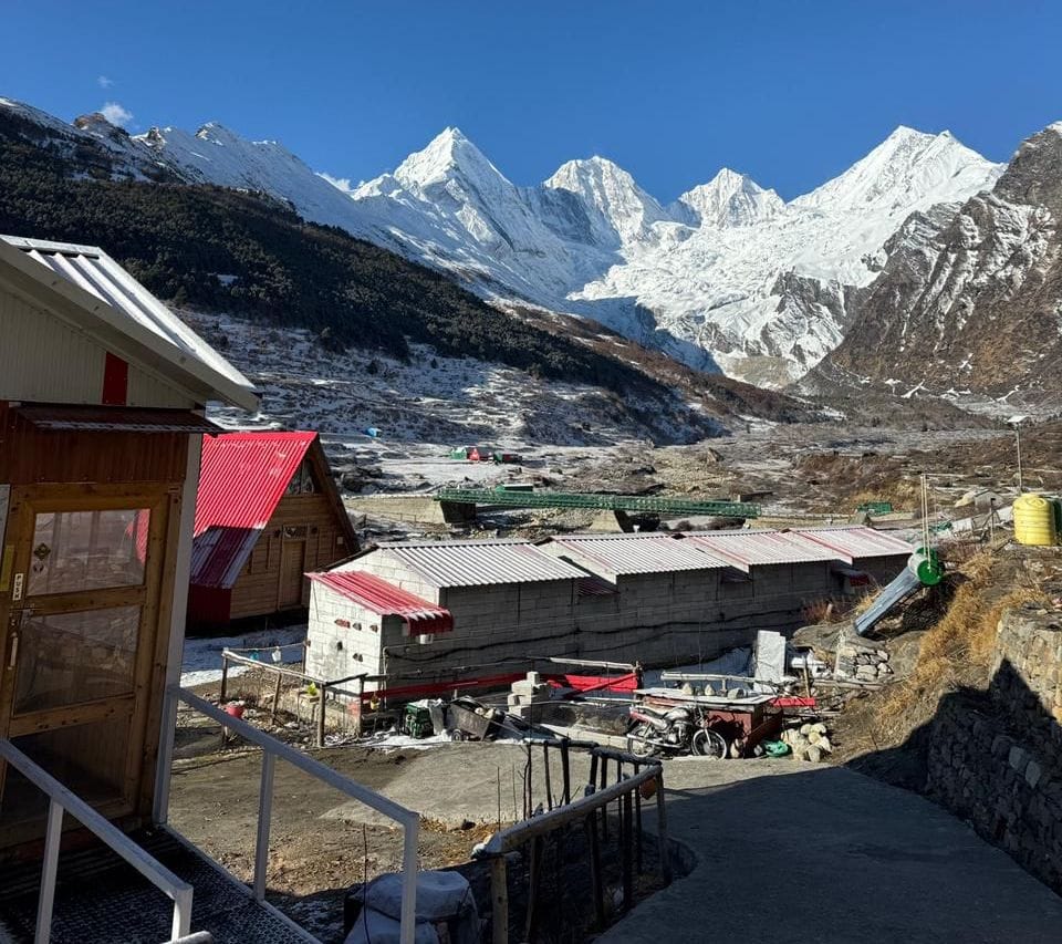 Snowfall again on the high peaks of Munsiyari