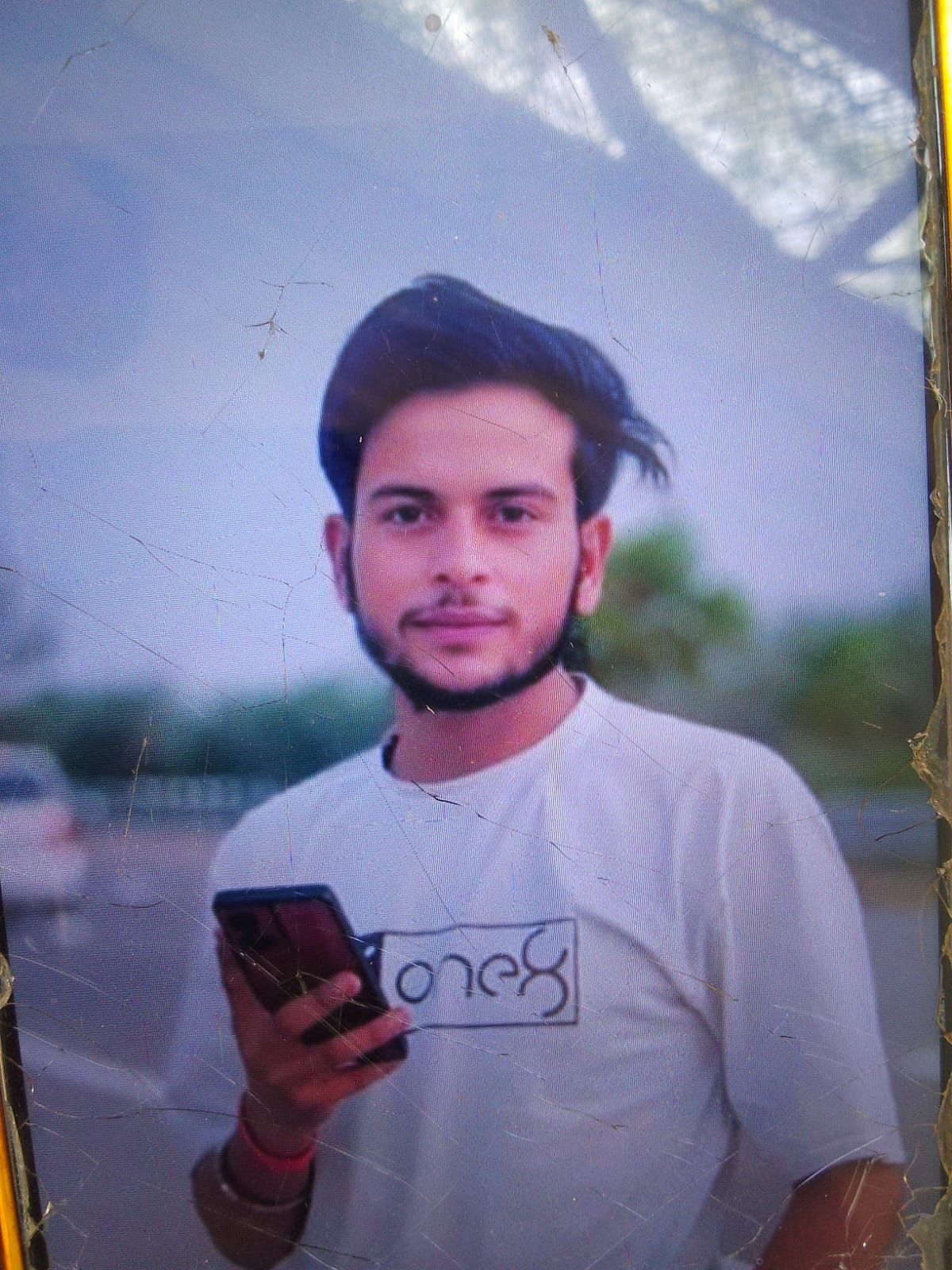Bike rider dies in road accident