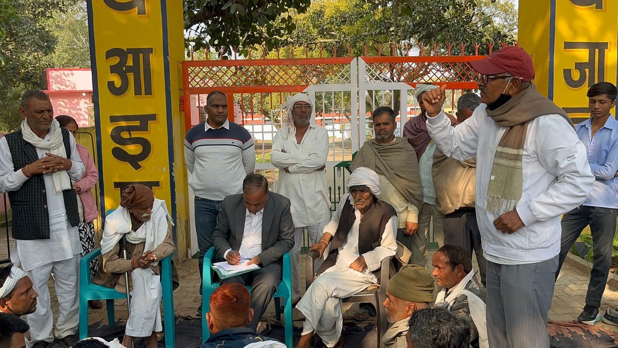 Villagers locked the school demanding the transfer of the PGT spokesperson.