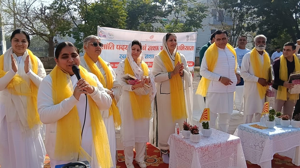 A peace march was held in Sector 9, with a 15-foot Shivalinga being the main attraction.