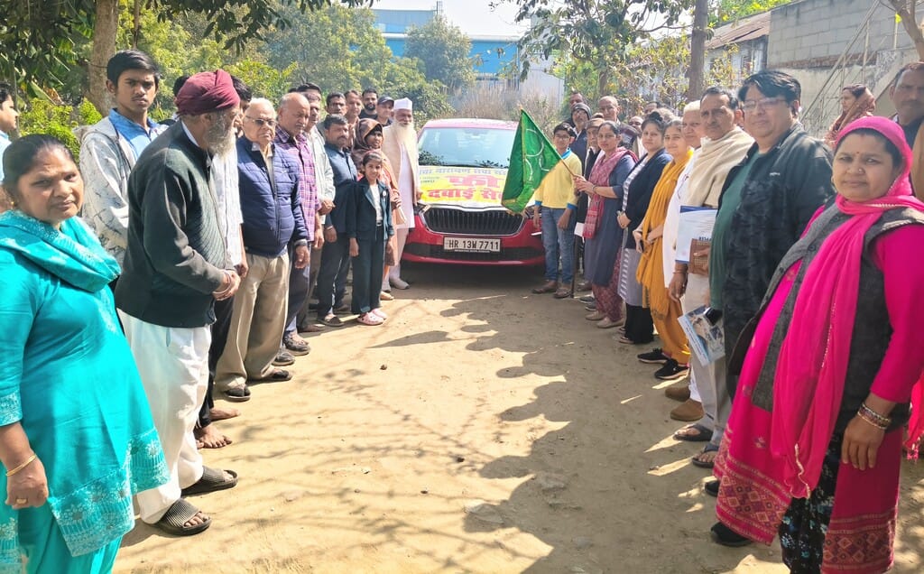 The mobile dispensary was flagged off for Khatu Dham.