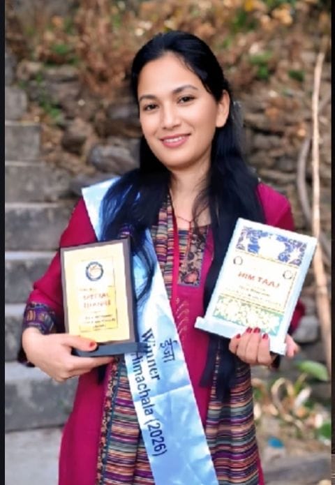 Jahnvi Negi honored with Him Taj Award