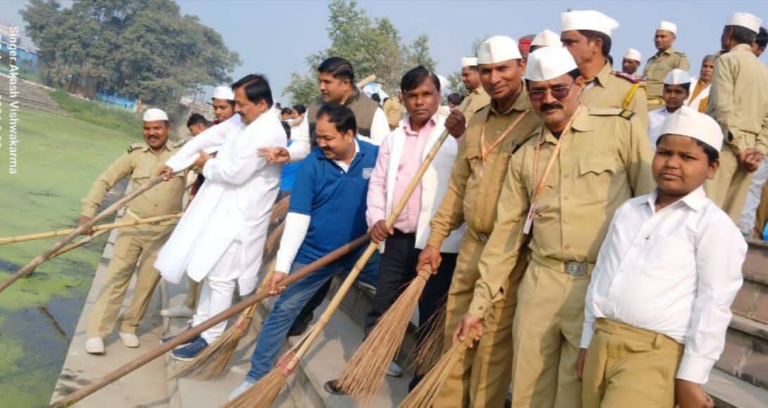 Clean water campaign launched at Karuna Sagar and Chhath Ghat