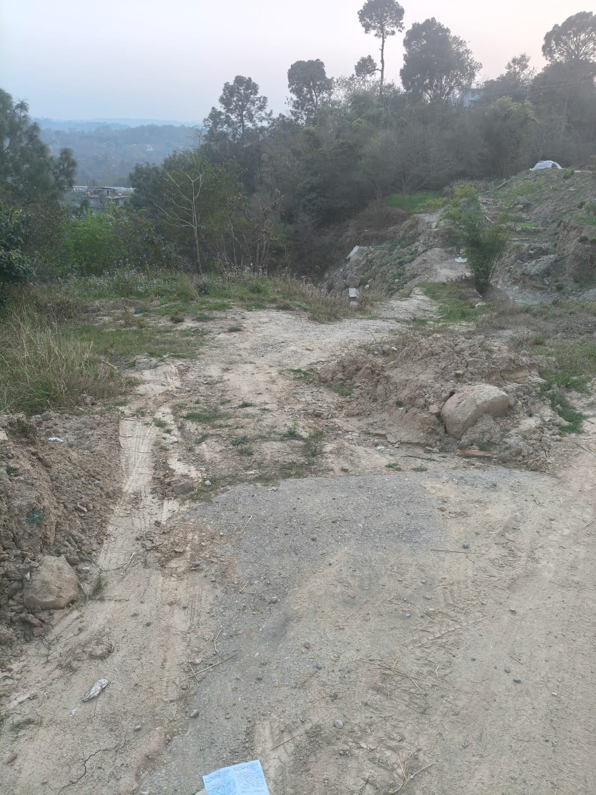 The department forgot to take care of the road damaged during the rains, people are troubled.