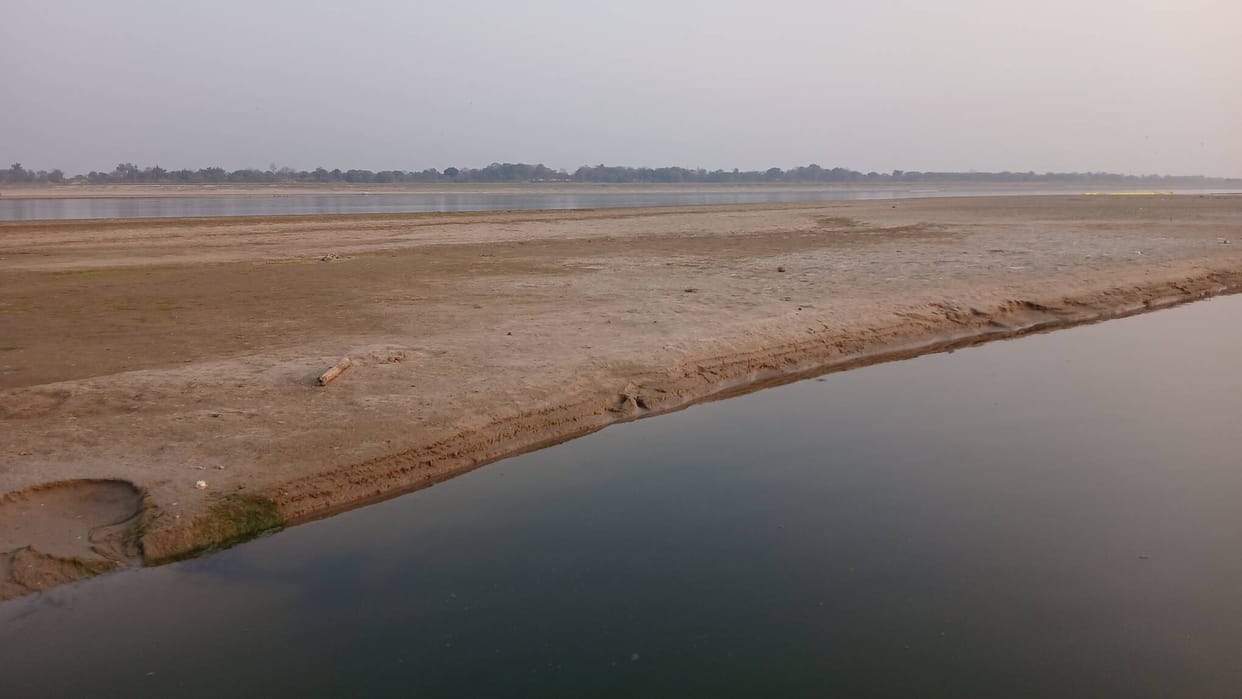 Sand dunes in the Ganges like April in February