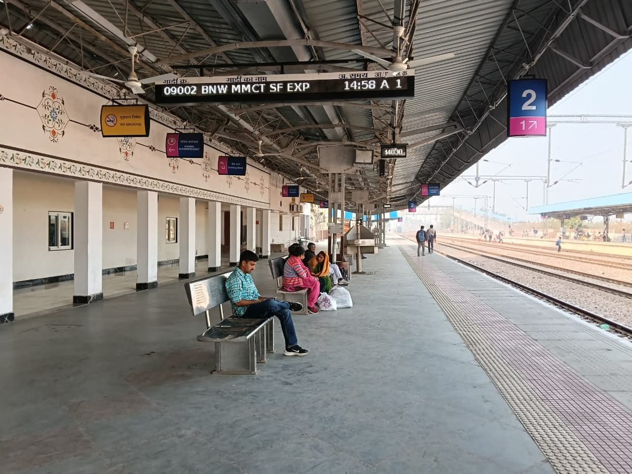 A 40-kilowatt solar power plant will be installed at the railway station, preventing disruptions in power supply